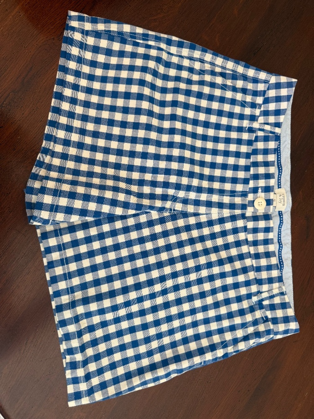 Crown & Ivy Caroline 5 inch shorts lot of 3 EUC size 12 - Picture 2 of 4